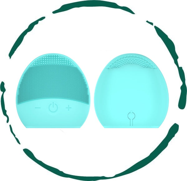 Revitalizing Skin Cleansing Brush